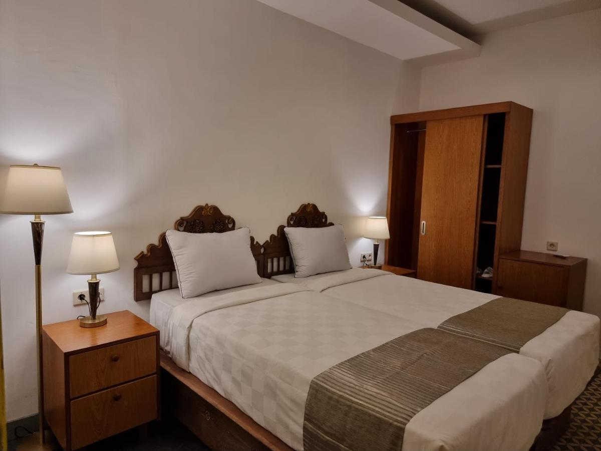 Attara Inn Senggigi Exteriör bild