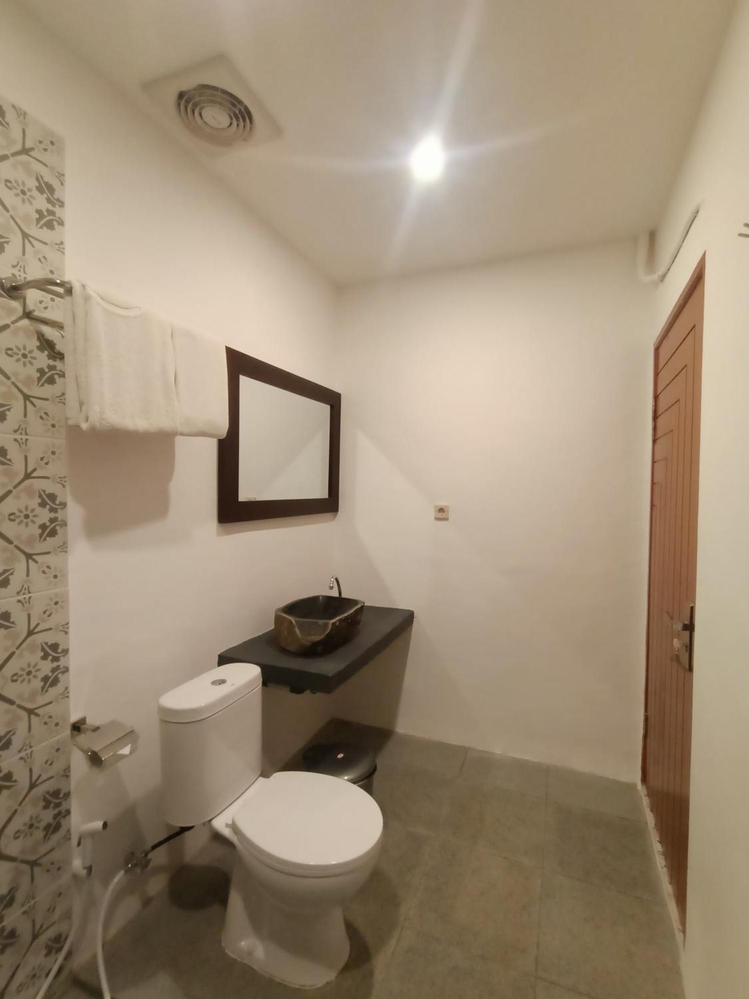 Attara Inn Senggigi Exteriör bild